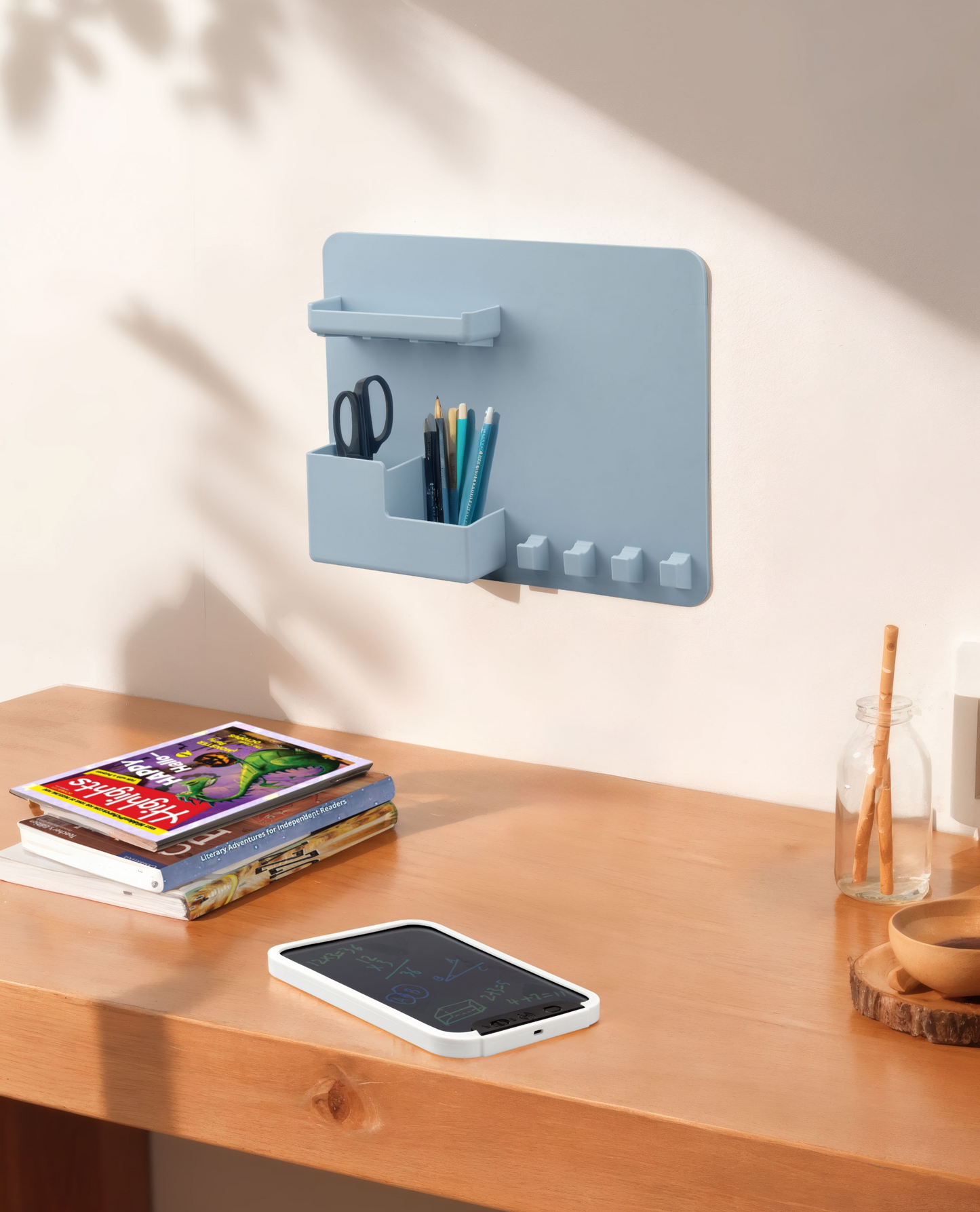 STORAGE AND MESSAGE BOX
